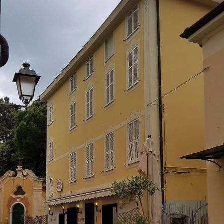 Hotel Doria Varazze Bagian luar foto