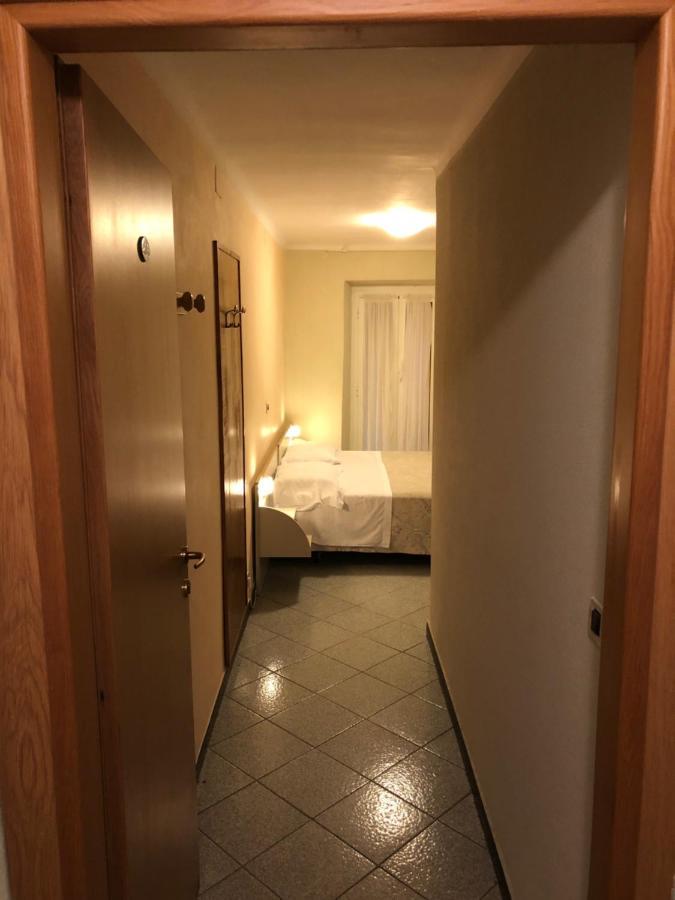 Hotel Doria Varazze Bagian luar foto
