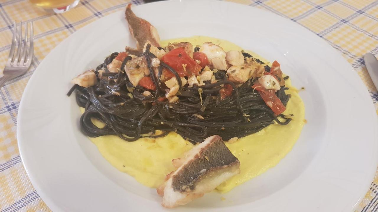 Hotel Doria Varazze Bagian luar foto